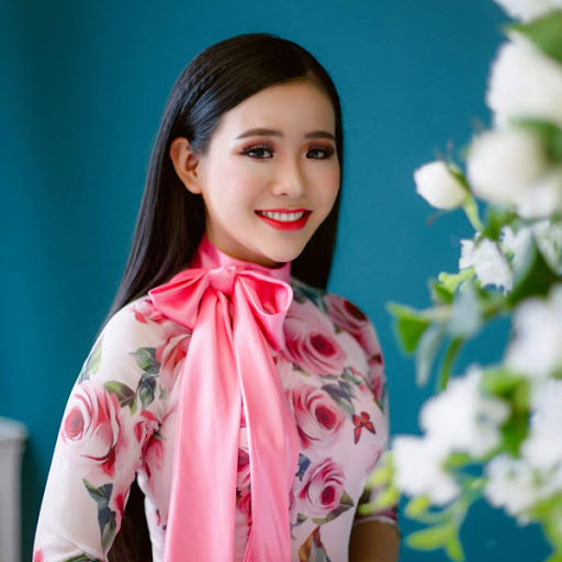 tieu-su-ca-si-quynh-trang.jpg