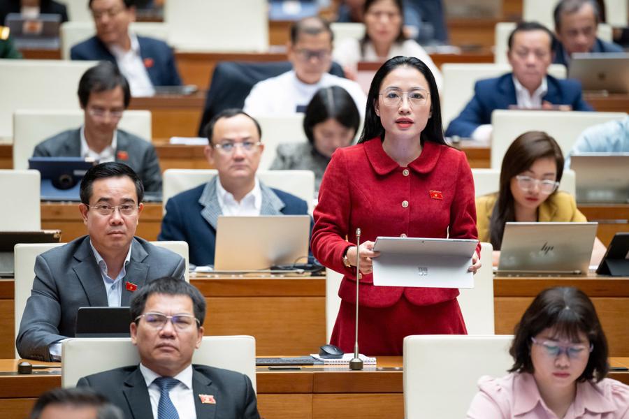 tran-khanh-thu.jpg