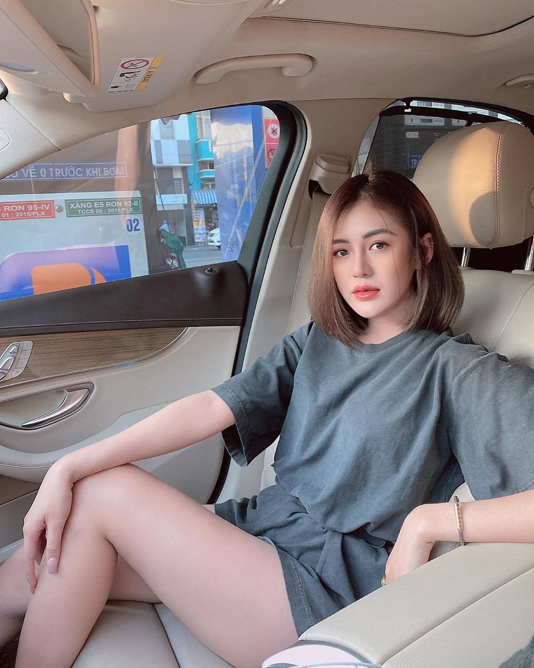 nguyenlethaouyen807644181351003446264935393120758914849463n-15937719065861594825020.jpg