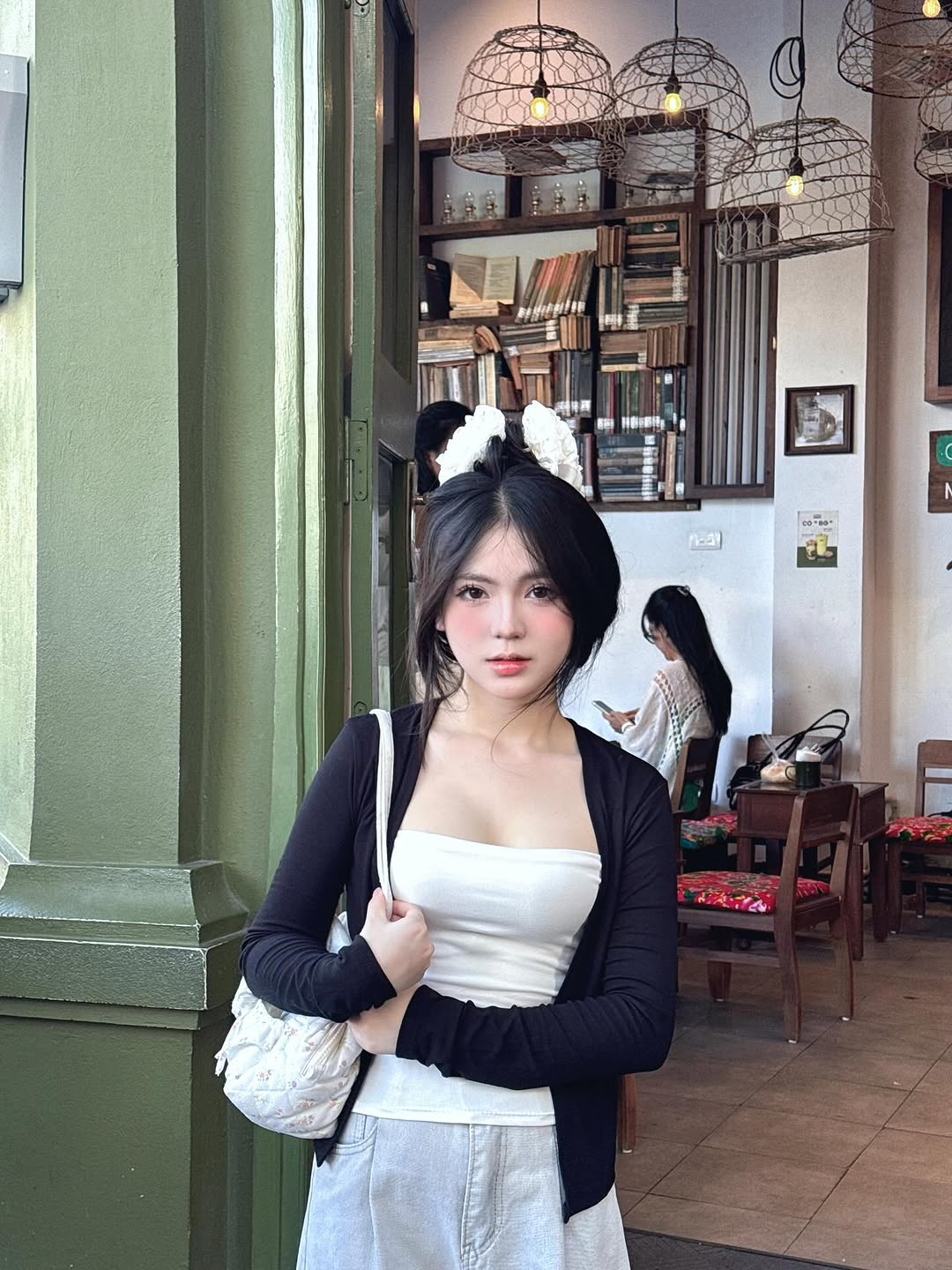 1758649744334.png