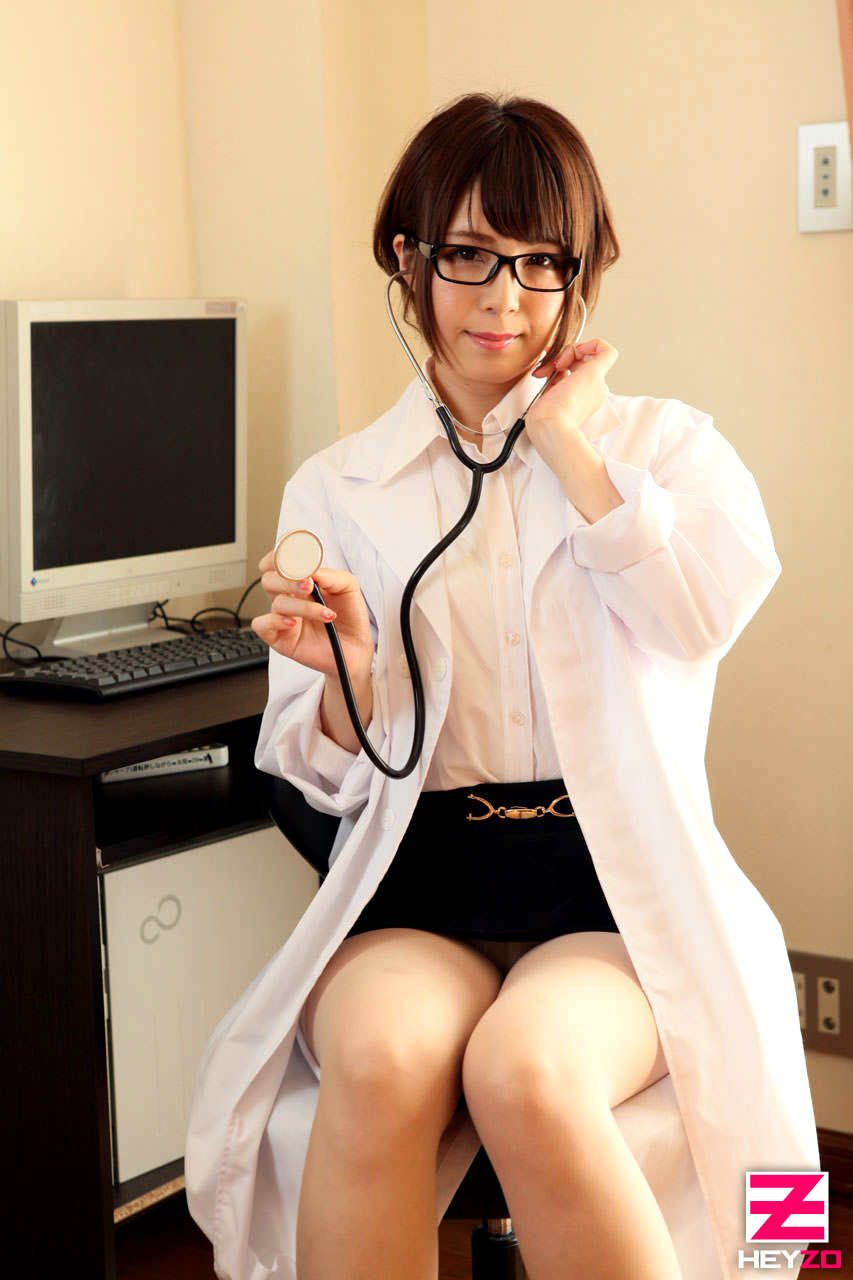 1344873_sena-sakura-1.jpg