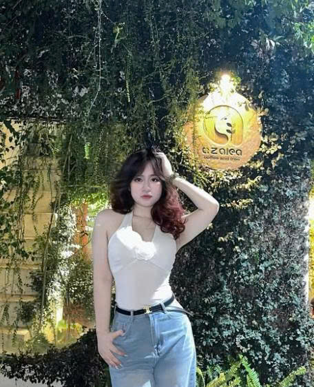 z7653784734690_96ec5871d5e33b1dd5954279dbea7b25.jpg
