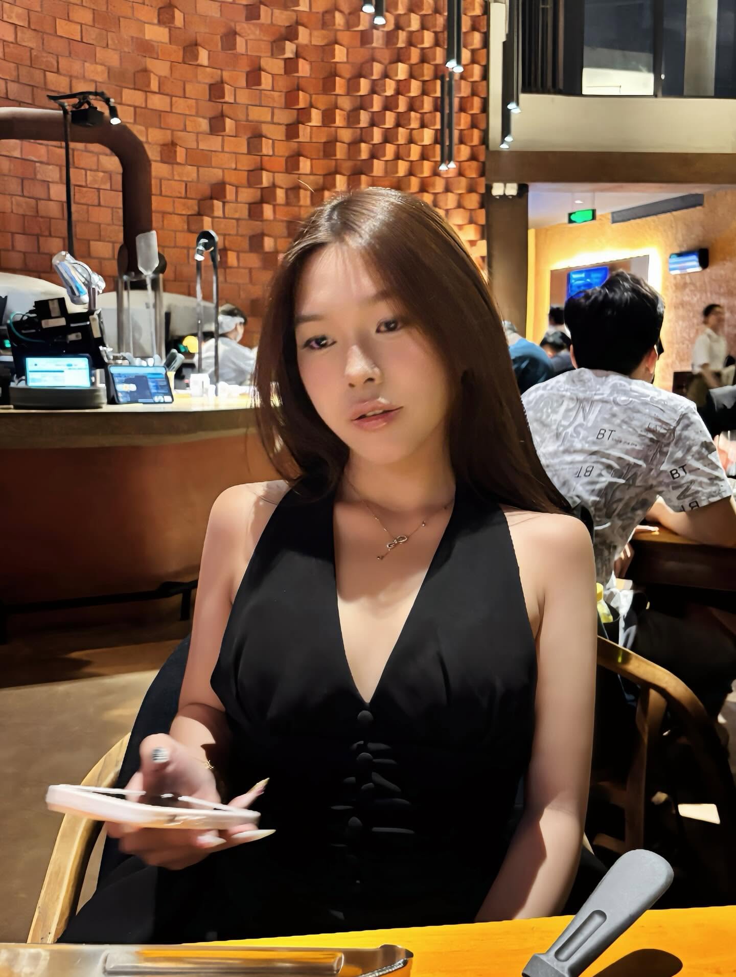 truongthuyvan.jpg