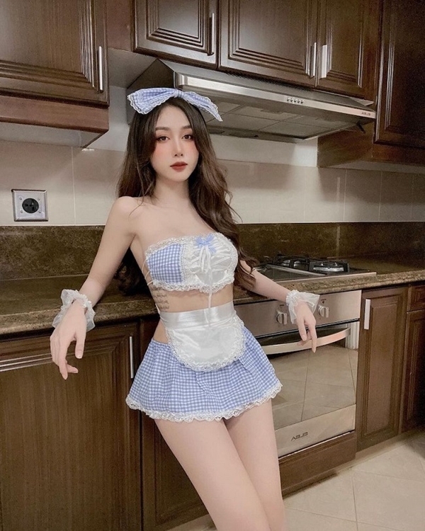 anh-nude-dj-yuu-11.jpg