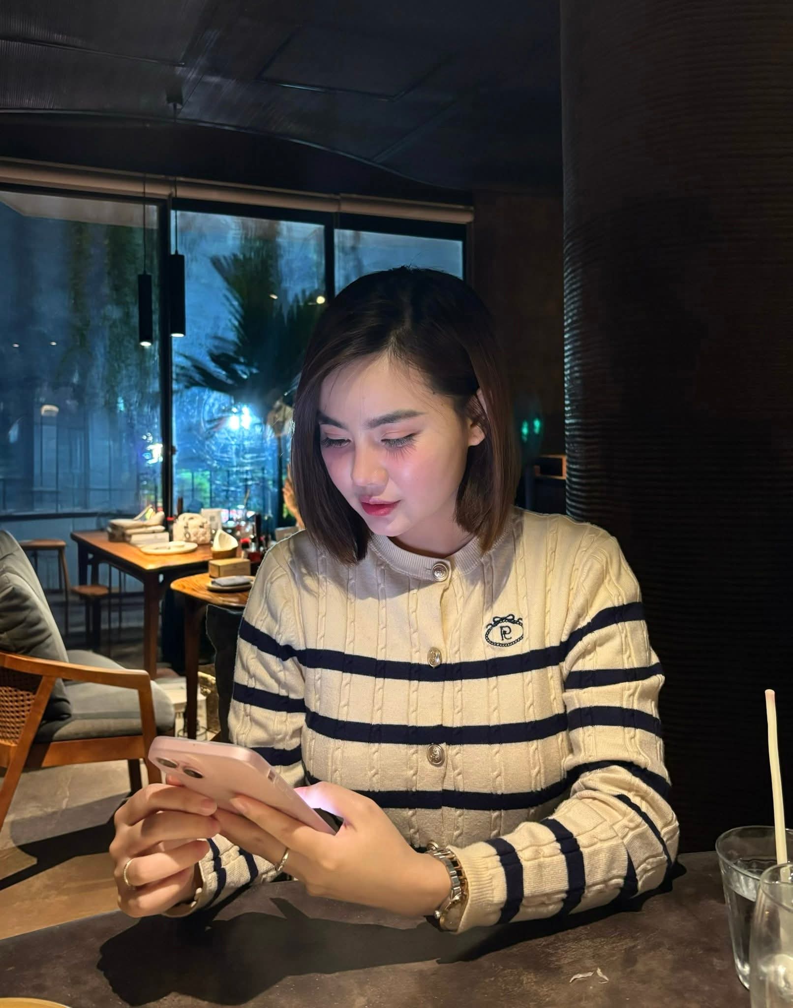 30990.jpg