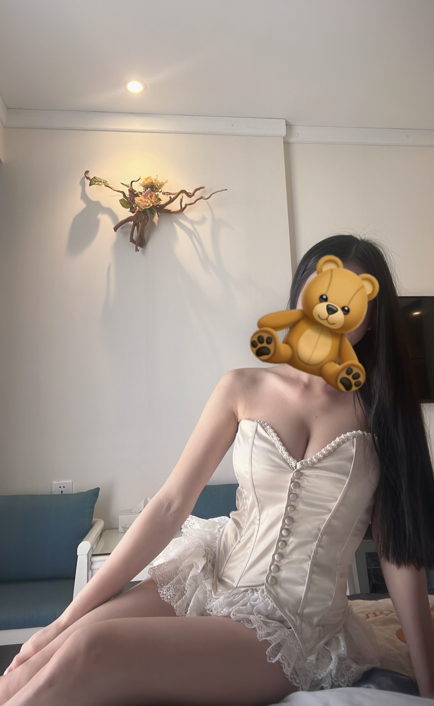 review-of-checkmater-for-reup-linh-chi-2k1-tuyet-pham-body-trang-treo-vu-cang-mong-nuoc-26800...jpeg